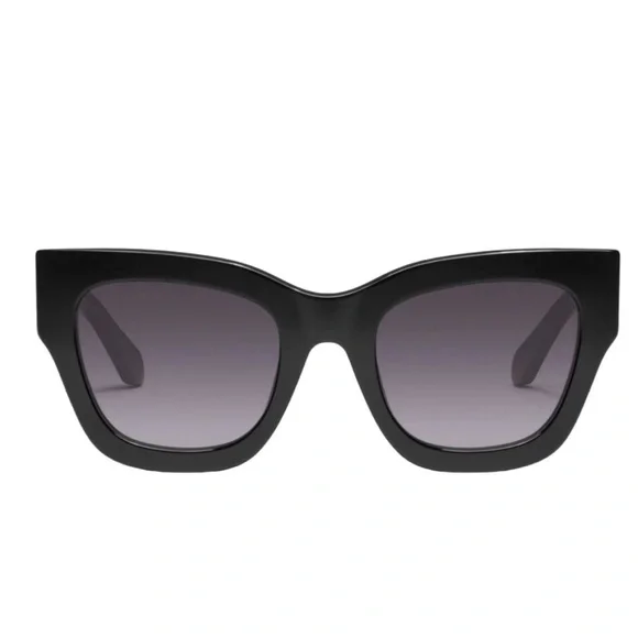 New Quay By The Way Black Frame Smoke Lens Sunglasses With Case - Picture 2 of 11